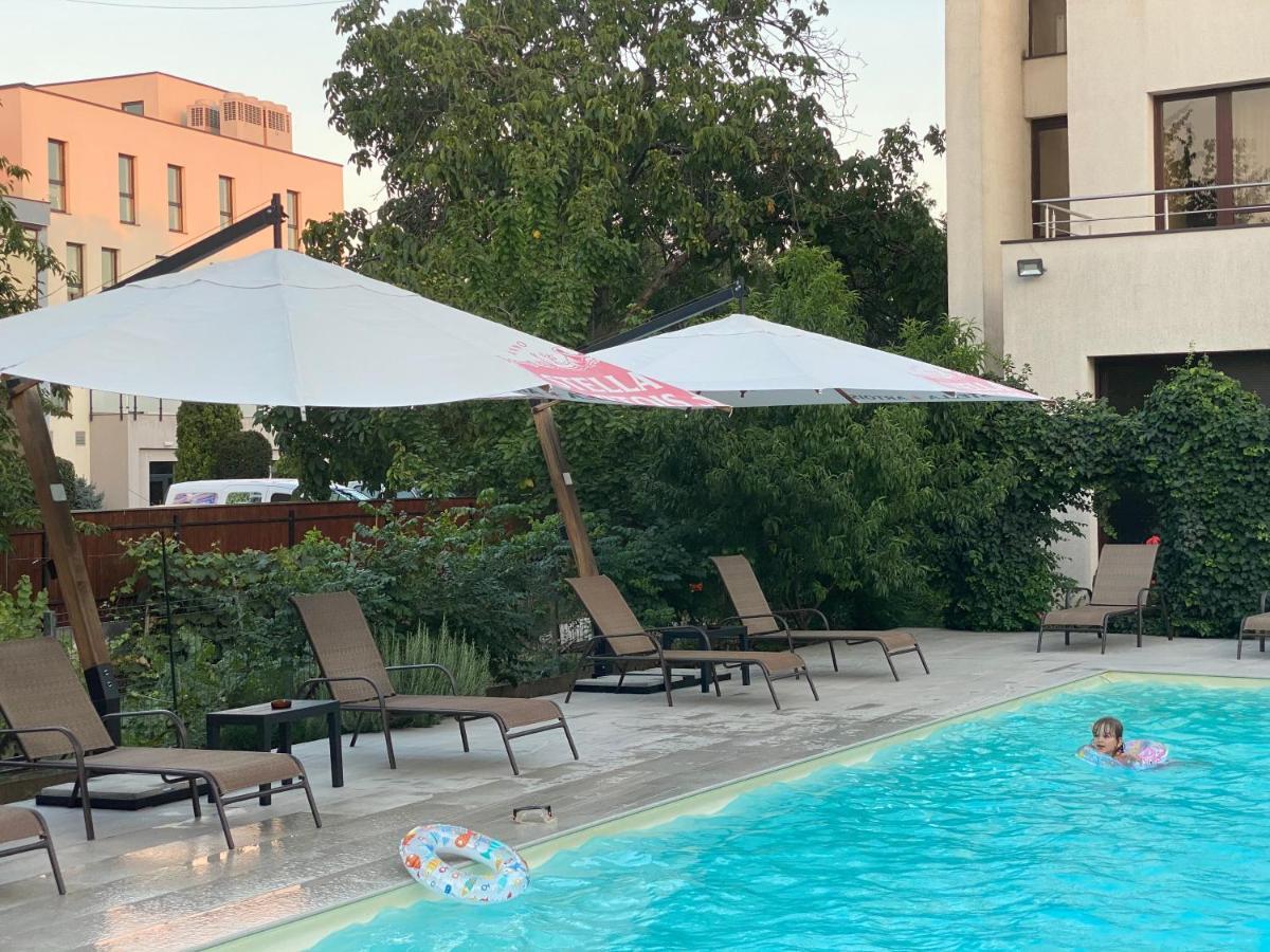 Hotel Perla Τιμισοάρα Εξωτερικό φωτογραφία