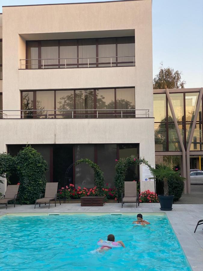 Hotel Perla Τιμισοάρα Εξωτερικό φωτογραφία