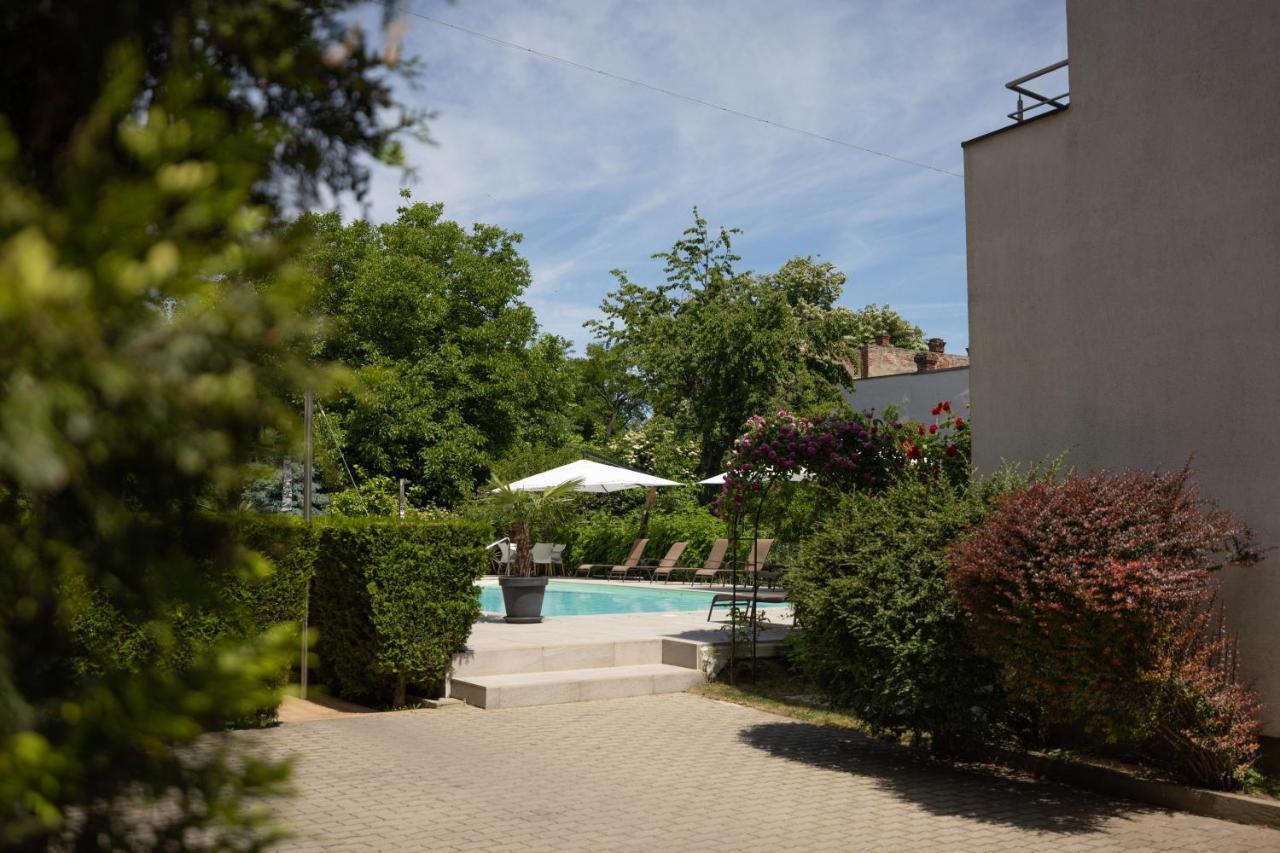 Hotel Perla Τιμισοάρα Εξωτερικό φωτογραφία