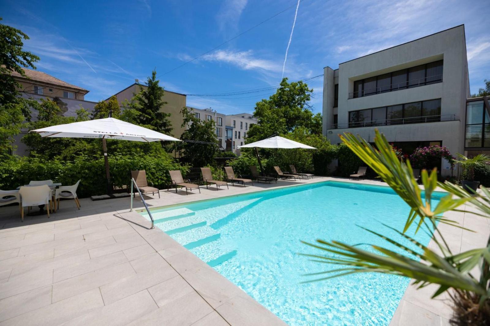 Hotel Perla Τιμισοάρα Εξωτερικό φωτογραφία